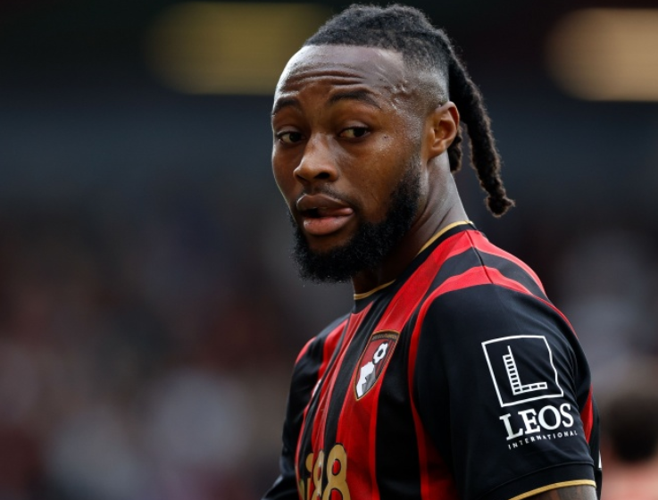 曼聯(lián)引援塞梅尼奧：堅(jiān)守薪資結(jié)構(gòu)，競(jìng)爭(zhēng)態(tài)勢(shì)復(fù)雜