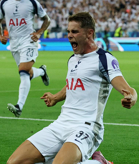 英超熱刺VS水晶宮：范德芬染紅，熱刺紅牌數(shù)居聯(lián)賽前列